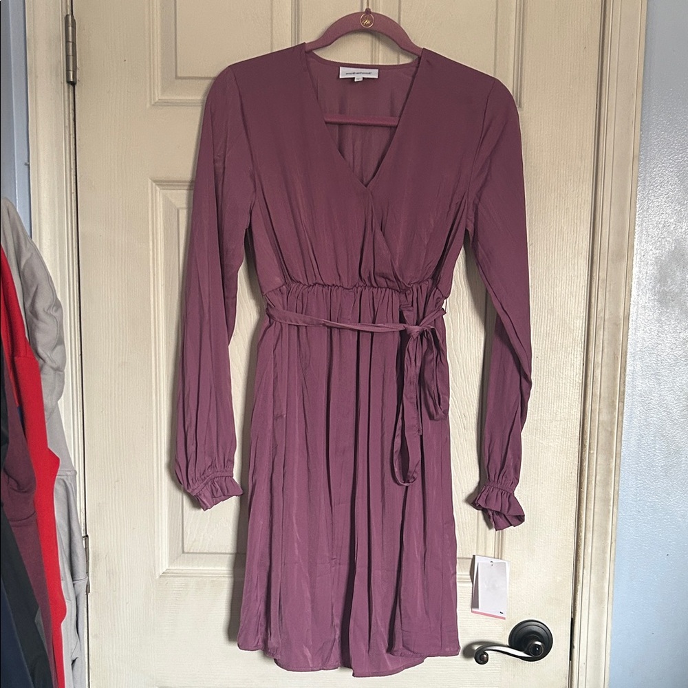 NWT Motherhood maternity grape nectar woven wrap mini dress size small - Picture 3 of 7